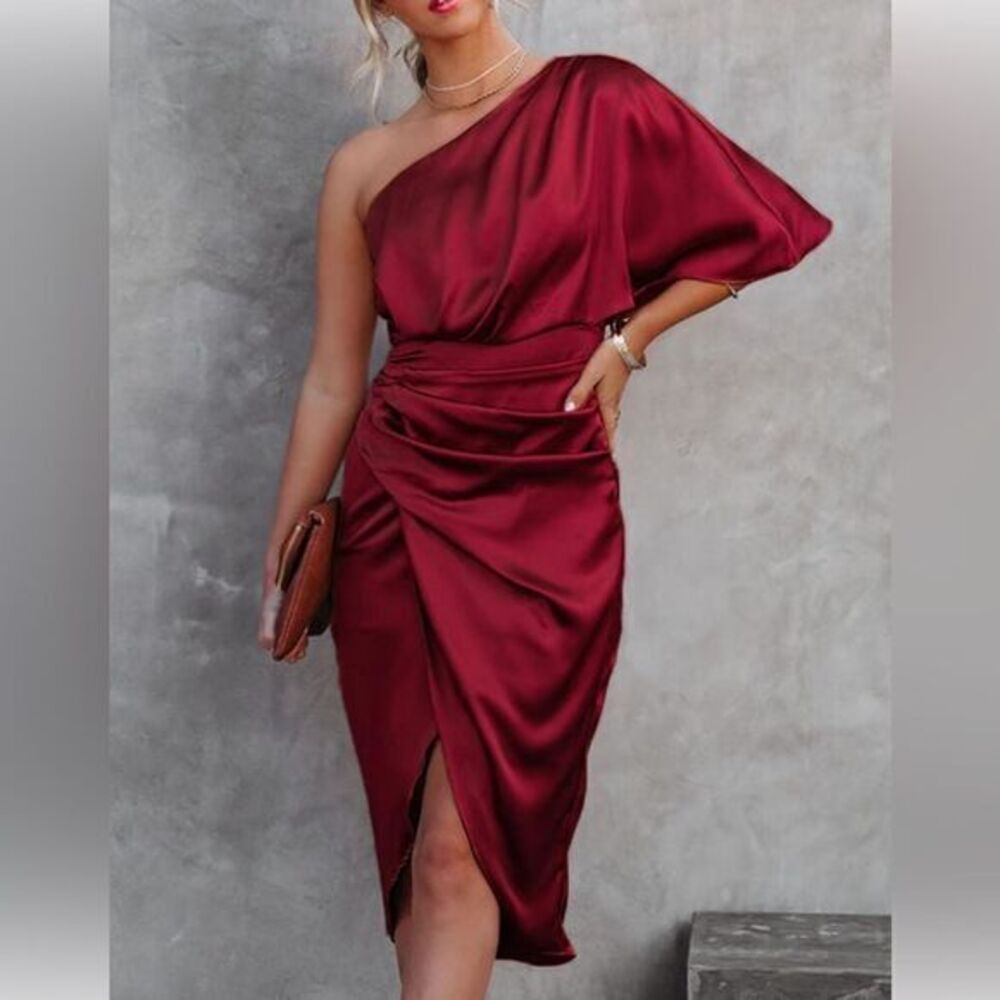 Cupshe Ruched‎ Body Asymmetric One Shoulder Red Wrap Hem Size M RefCPS049